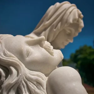 Escultura-la-pieta-em-marmore-140cm-da-quinta-dellarte