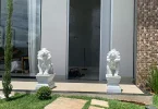 Escultura de leão para entrada de residências