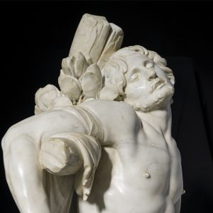 Escultura de são Sebastiao esculpida em marmore