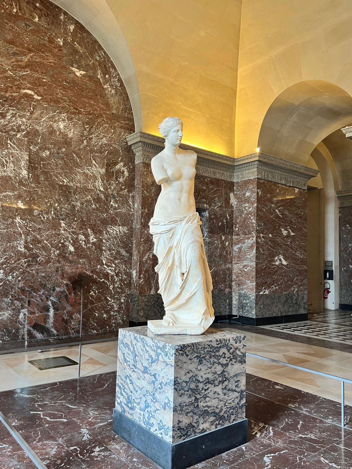 Venus de milo museu louvre Blog Quinta Dellarte venus-de-milo-museu-louvre-blog-quinta-dellarte