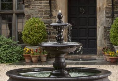 Chafariz de marmore preto da Quinta Dellarte SP